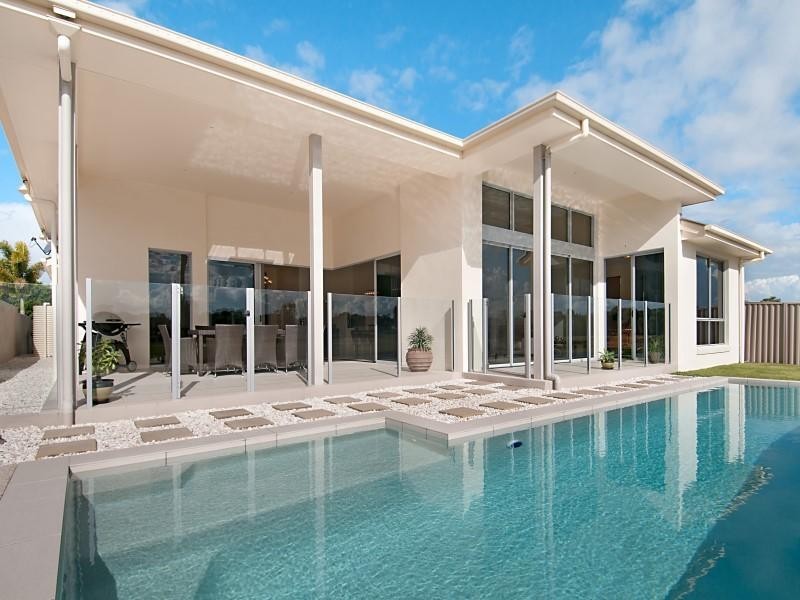 15 Francis Court, Pelican Waters QLD 4551