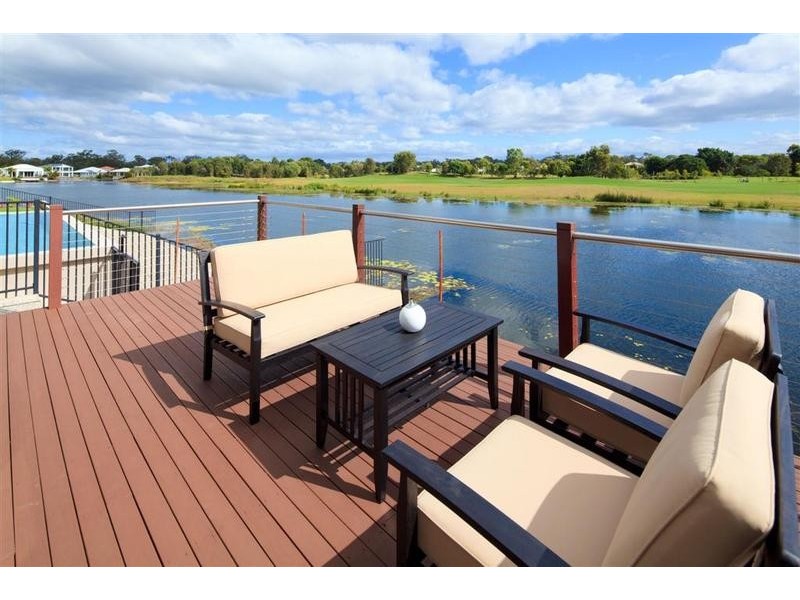 17 Francis Court, Pelican Waters QLD 4551