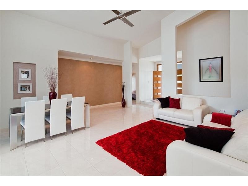 17 Francis Court, Pelican Waters QLD 4551