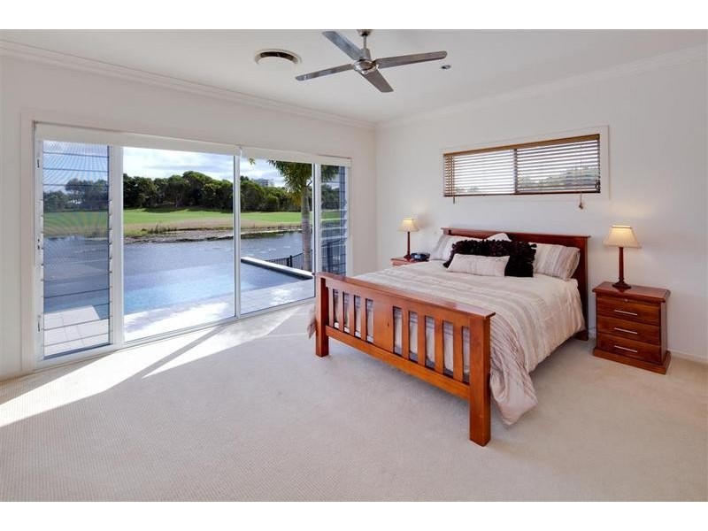 17 Francis Court, Pelican Waters QLD 4551