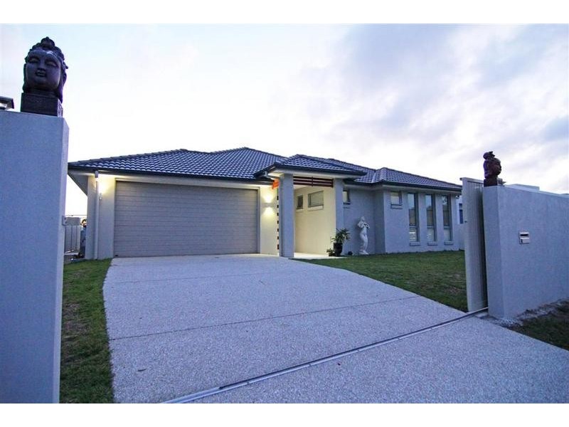 9 Francis Court, Pelican Waters QLD 4551