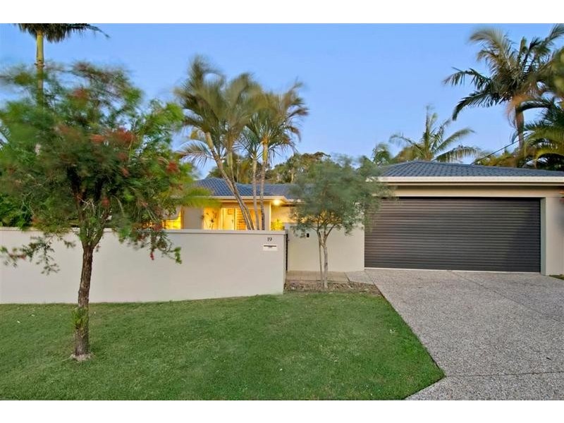 19 Furlong Drive, Moffat Beach QLD 4551