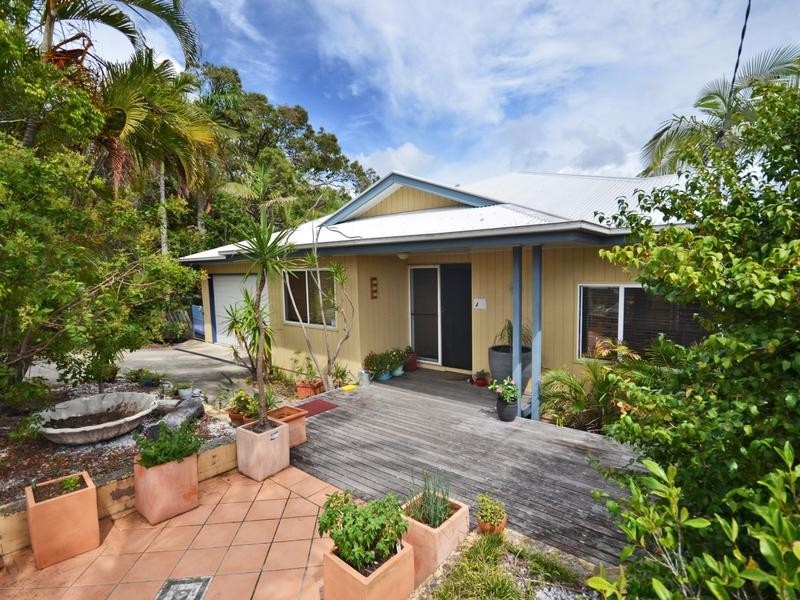 18 Furlong Drive, Moffat Beach QLD 4551