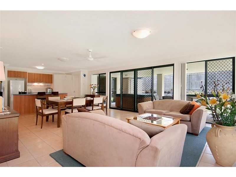 26 Gallery Place, Little Mountain QLD 4551