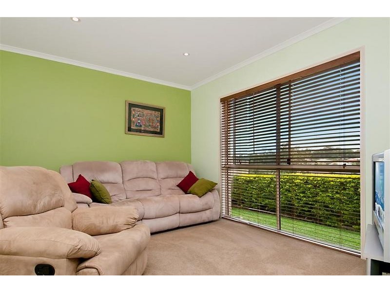 6 Gallery Place, Little Mountain QLD 4551