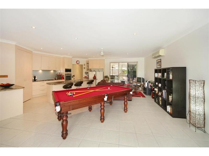 12 Gallery Place, Little Mountain QLD 4551