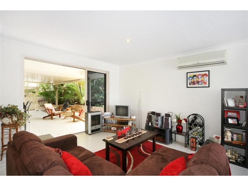 12 Gallery Place, Little Mountain QLD 4551