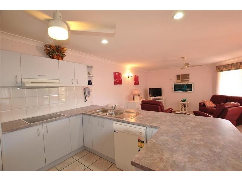 6 Gardens Square, Currimundi QLD 4551