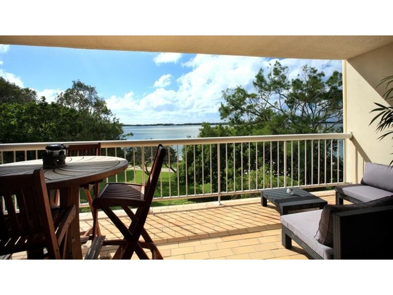 17/ 49 Landsborough Parade, Golden Beach QLD 4551