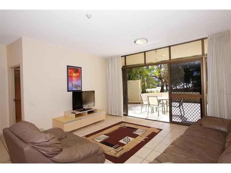 7/ 49 Landsborough Parade, Golden Beach QLD 4551