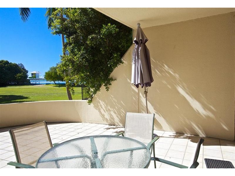 7/ 49 Landsborough Parade, Golden Beach QLD 4551