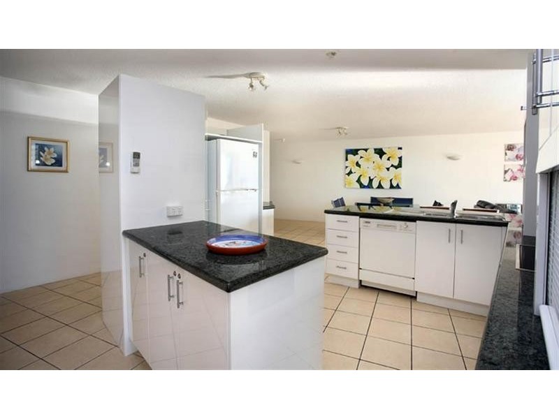 8/ 49 Landsborough Parade, Golden Beach QLD 4551