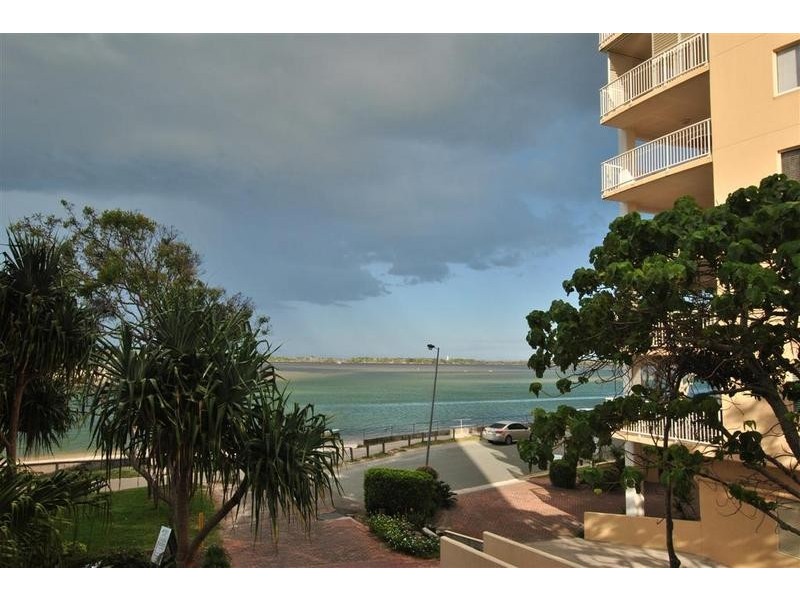 8/ 49 Landsborough Parade, Golden Beach QLD 4551