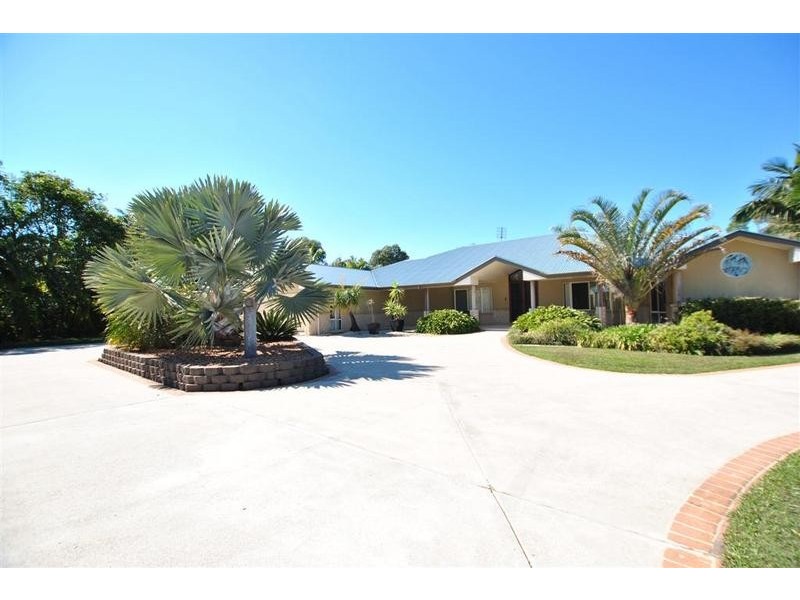 5 Ghostgum Close, Little Mountain QLD 4551