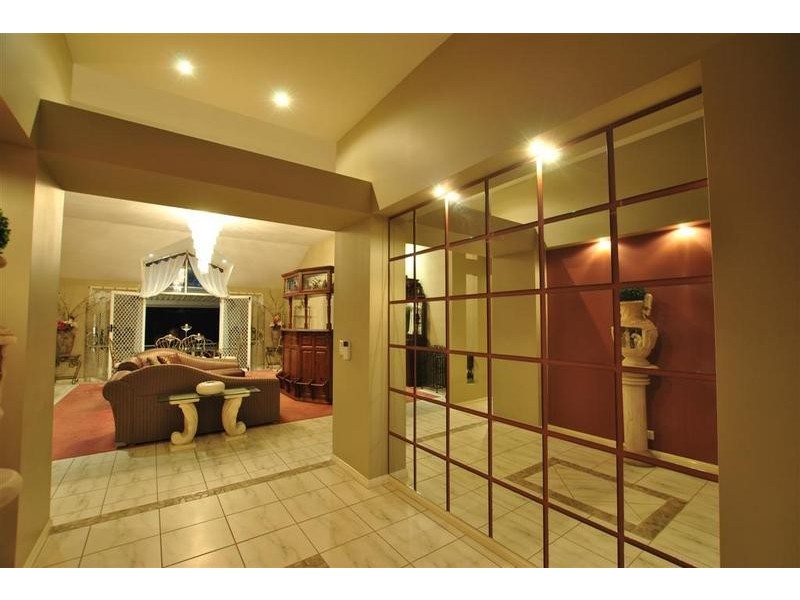 1 Gillies Close, Caloundra West QLD 4551