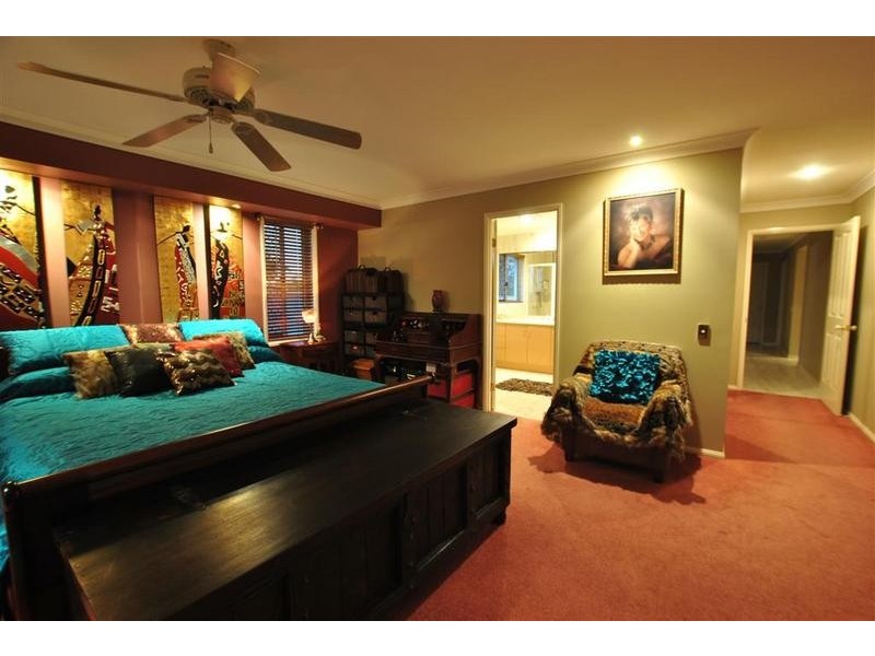 1 Gillies Close, Caloundra West QLD 4551