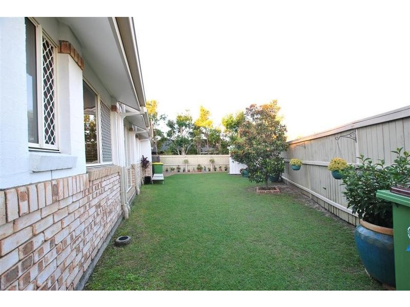 1 Gillies Close, Caloundra West QLD 4551