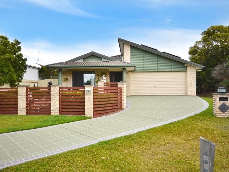 11 Gillingham Place, Pelican Waters QLD 4551