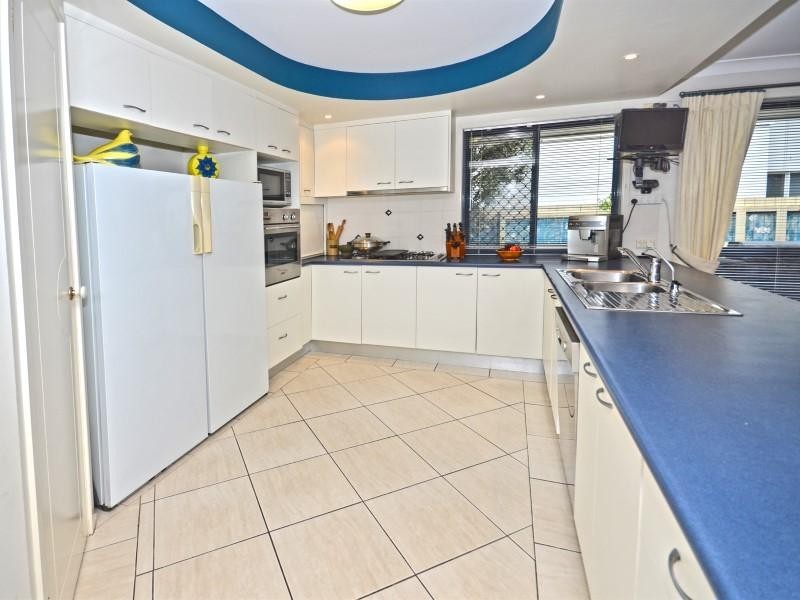 11 Gillingham Place, Pelican Waters QLD 4551