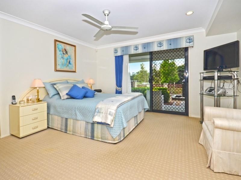 11 Gillingham Place, Pelican Waters QLD 4551