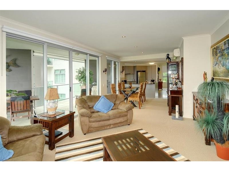 5/ 93 Landsborough Parade, Golden Beach QLD 4551