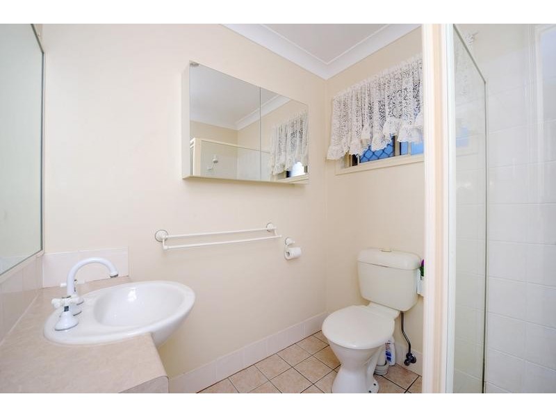 2 Glennie Close, Caloundra West QLD 4551