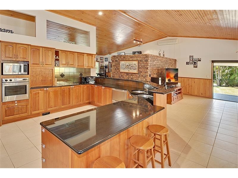 299 Glenview Road, Glenview QLD 4553