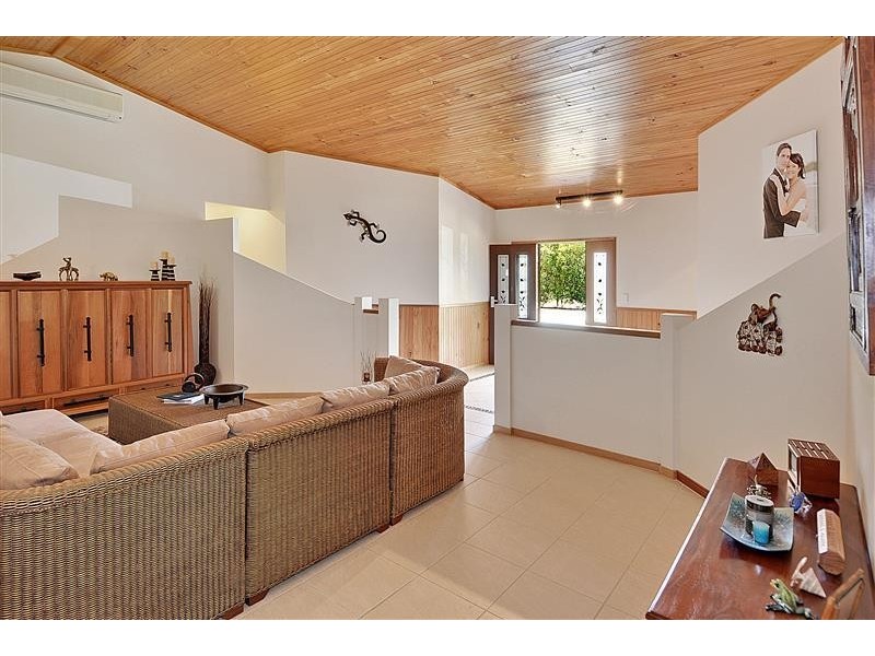 299 Glenview Road, Glenview QLD 4553