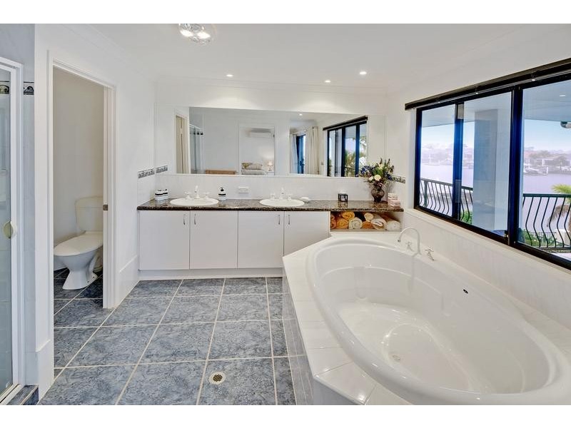 6 Godwin Place, Pelican Waters QLD 4551