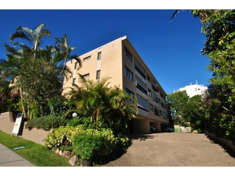 4/ 43 Lower Gay Terrace, Caloundra QLD 4551