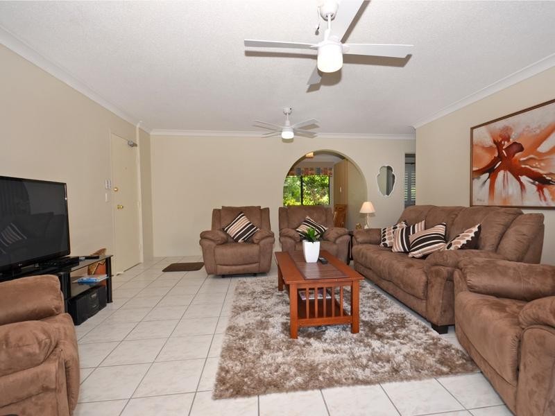 3/ 43 Lower Gay Terrace, Caloundra QLD 4551