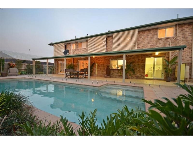 2 Grace Court, Pelican Waters QLD 4551