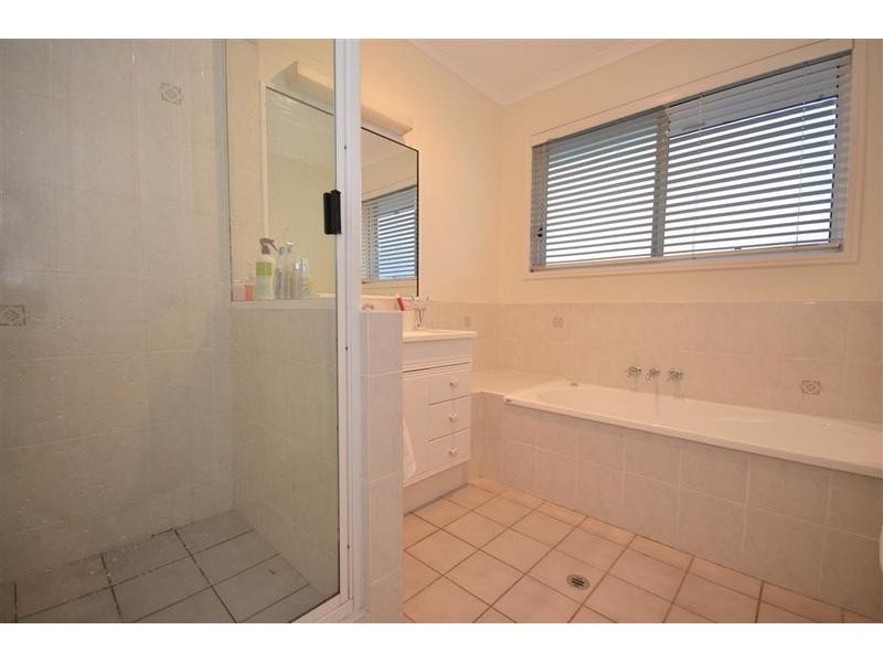 2 Grace Court, Pelican Waters QLD 4551