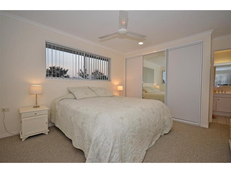 2 Grace Court, Pelican Waters QLD 4551