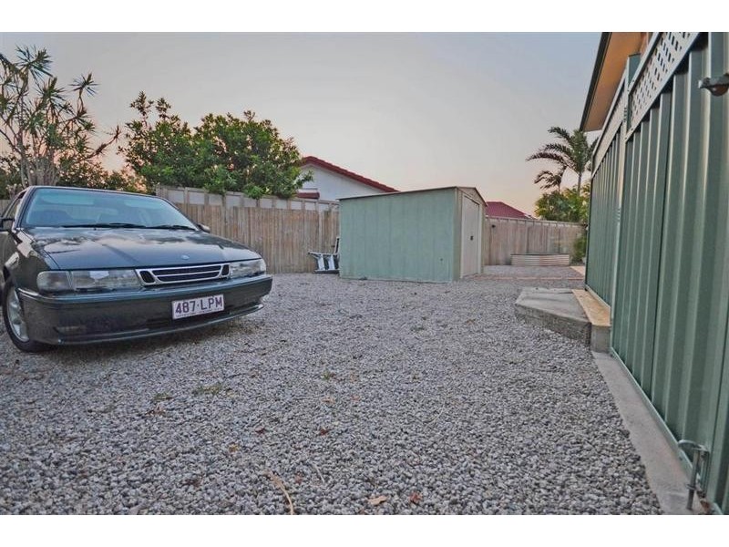 2 Grace Court, Pelican Waters QLD 4551