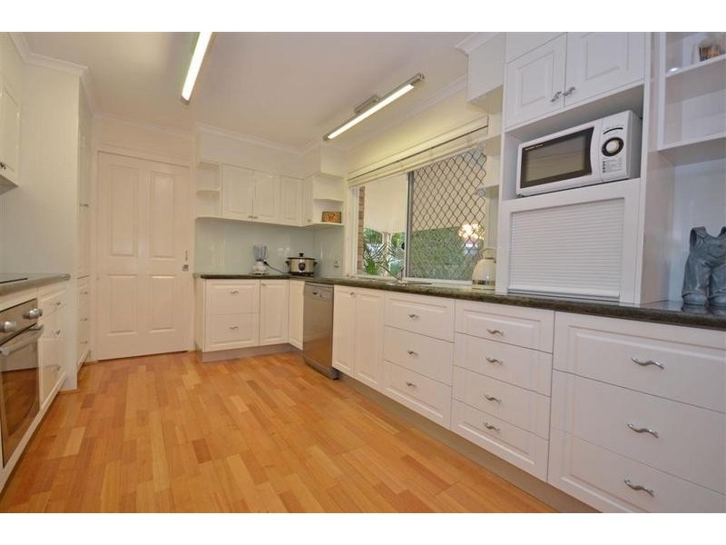 2 Grace Court, Pelican Waters QLD 4551