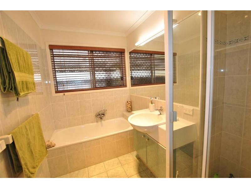 16 Gradorean Street, Pelican Waters QLD 4551