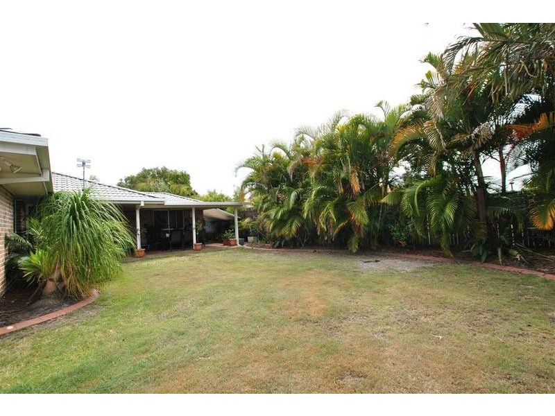 16 Gradorean Street, Pelican Waters QLD 4551