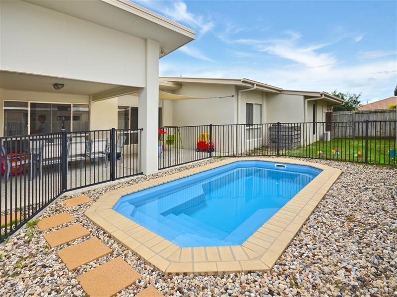 17 Grampion Drive, Caloundra West QLD 4551