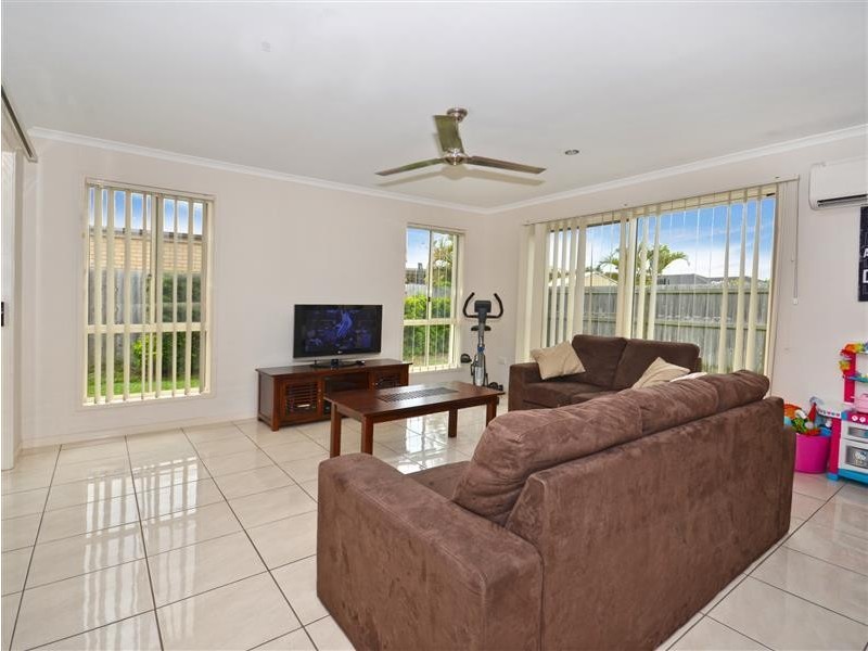 17 Grampion Drive, Caloundra West QLD 4551