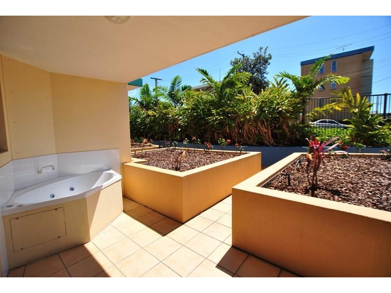 32/ 38 Esplanade Bulcock Beach, Caloundra QLD 4551