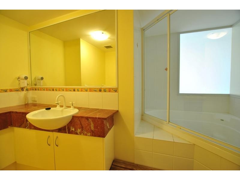 32/ 38 Esplanade Bulcock Beach, Caloundra QLD 4551