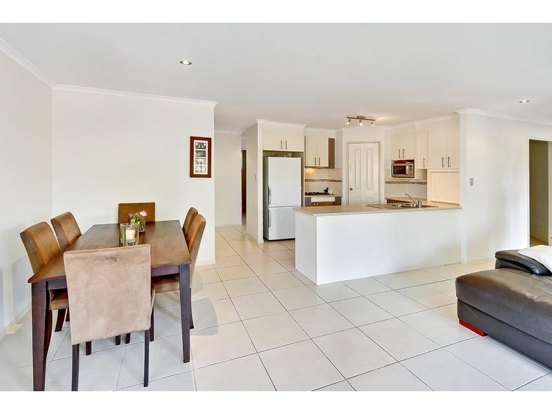 1 Greensboro Place, Little Mountain QLD 4551