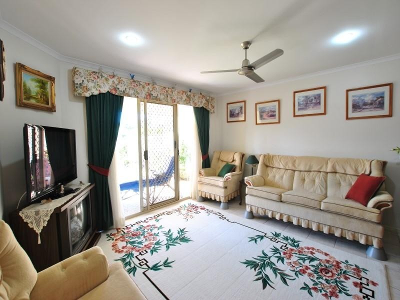 3 Green Place, Currimundi QLD 4551