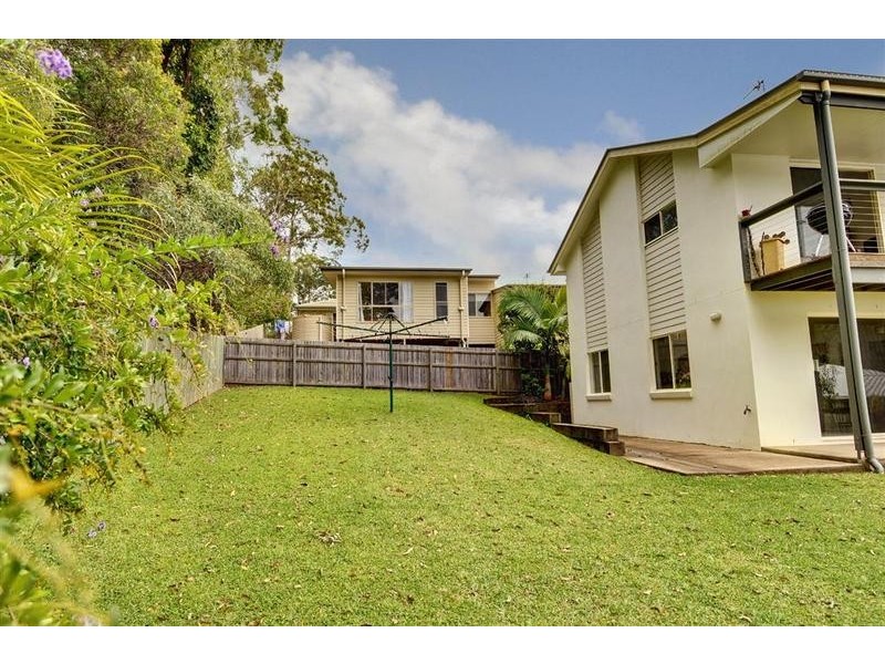 8 Greensboro Place, Little Mountain QLD 4551