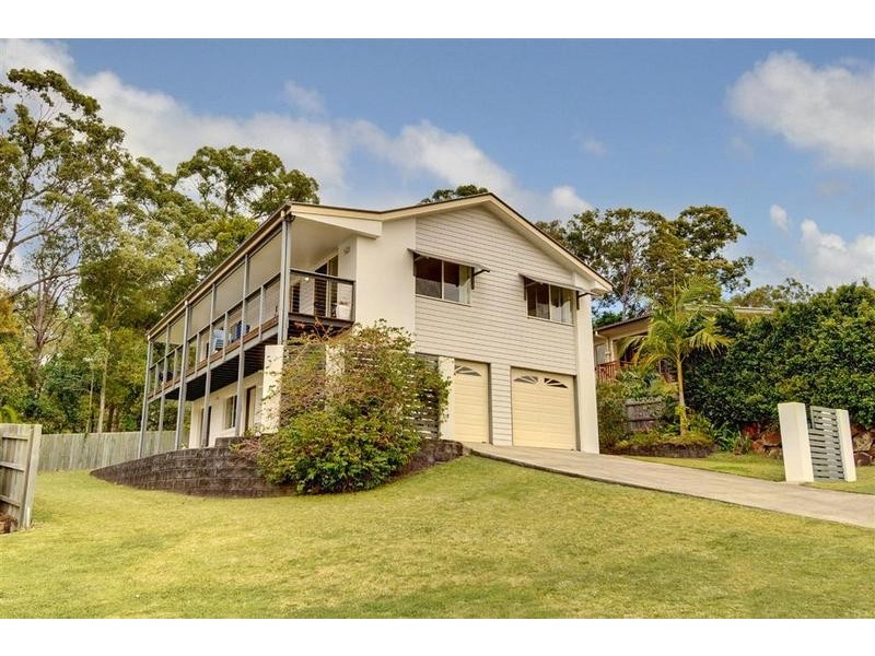 8 Greensboro Place, Little Mountain QLD 4551