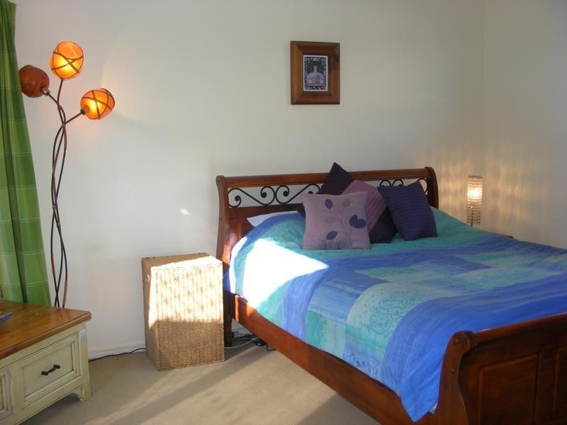 18 Griffin Crescent, Caloundra West QLD 4551