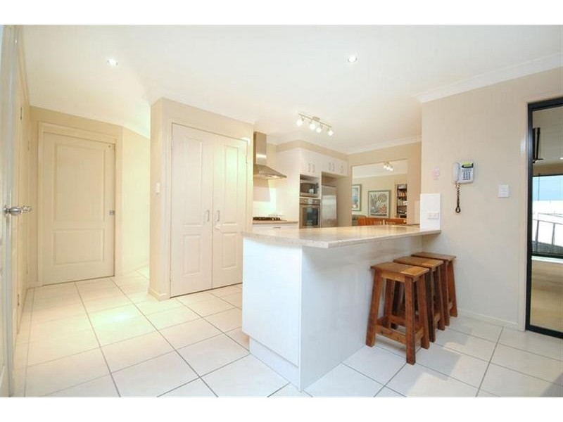 7 Gumview Place, Little Mountain QLD 4551