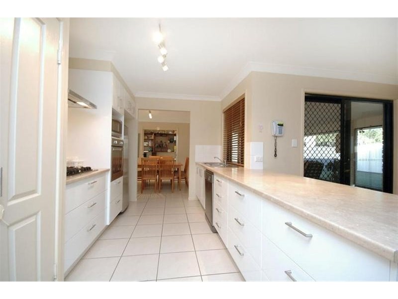 7 Gumview Place, Little Mountain QLD 4551