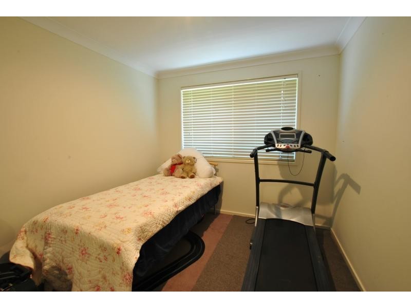 8 Gumview Place, Little Mountain QLD 4551